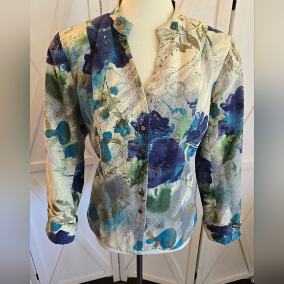 Coldwater Creek Jackets & Blazers - Coldwater Creek Floral Print Watercolor Snap Jacket